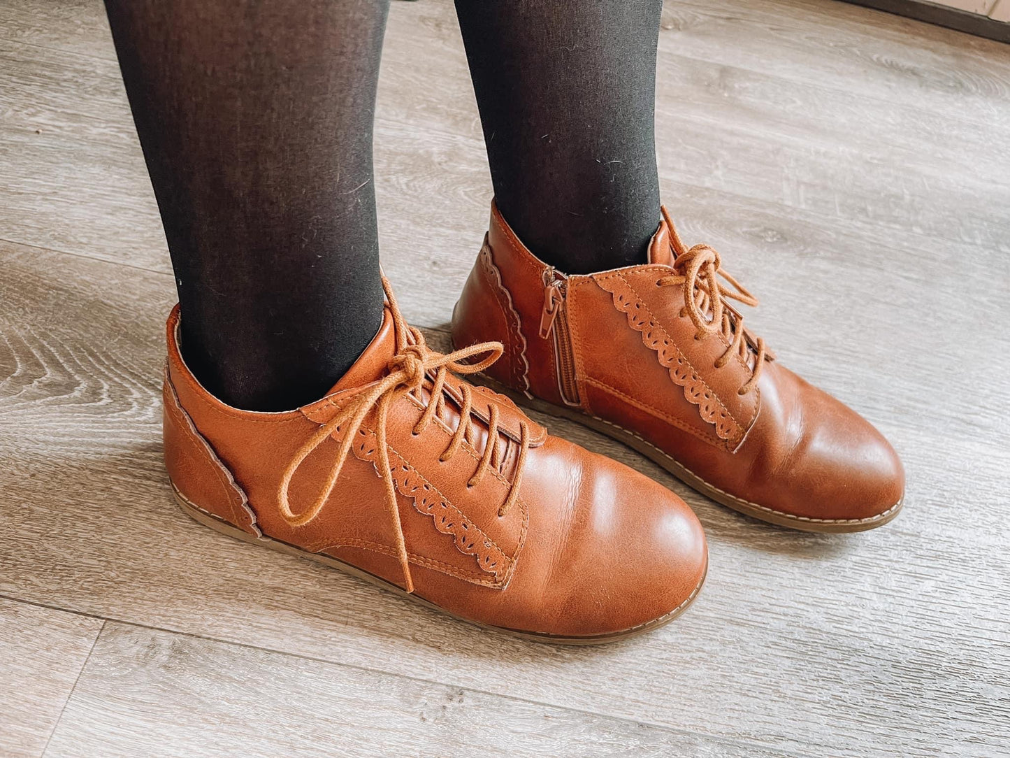 Adult Weathered Brown Lola Boot