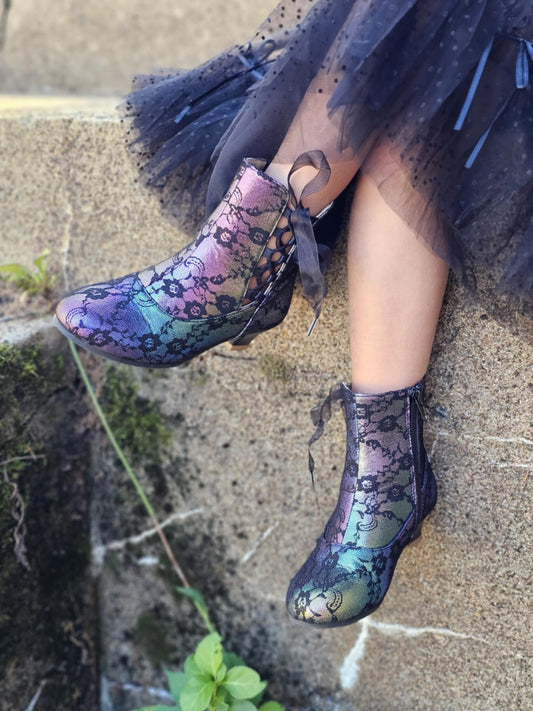 Black Lace Oil Penelope Heel