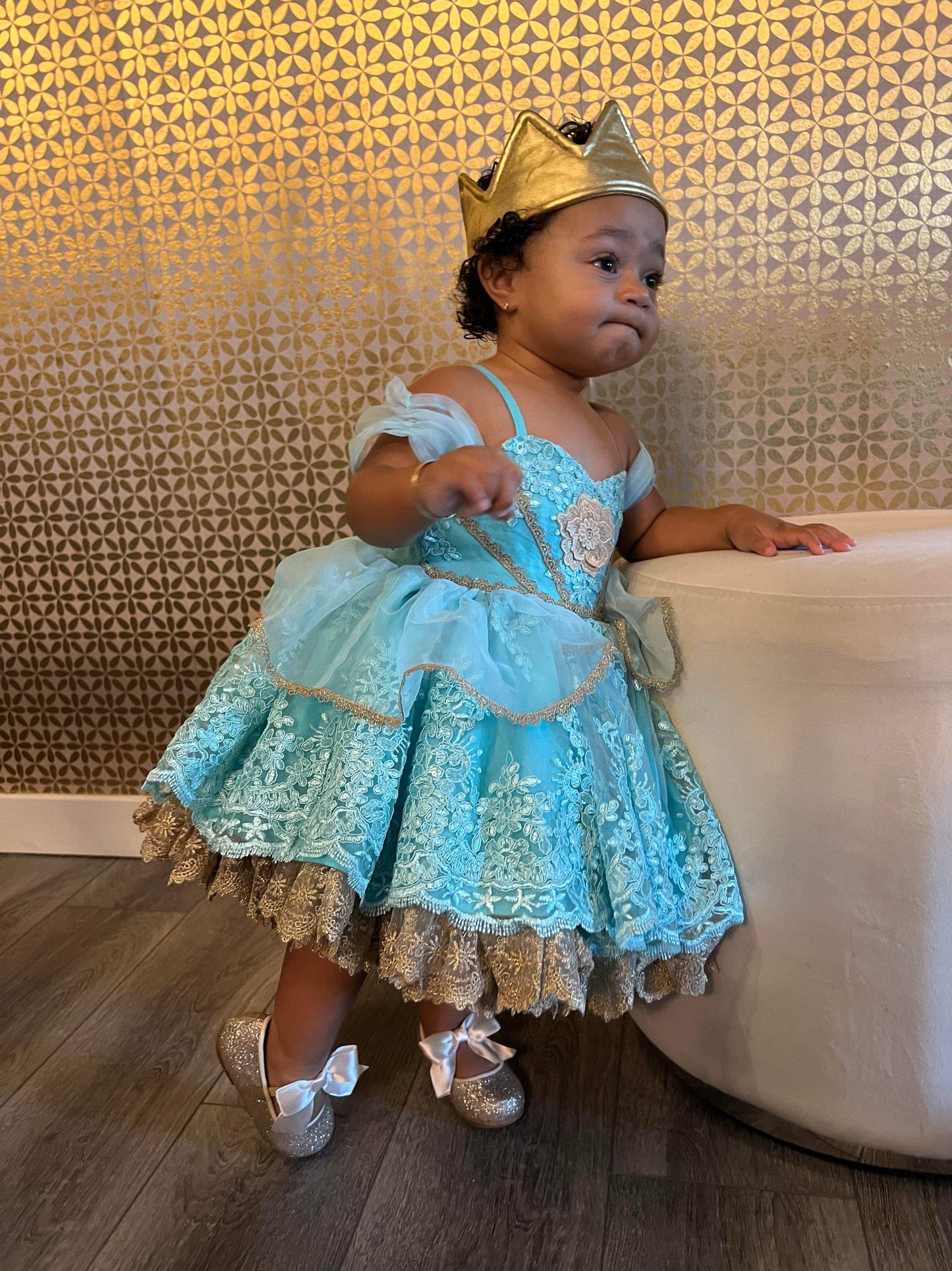 Gold Sparkle Evelyn