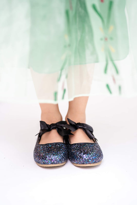 Black Sparkle Evelyn