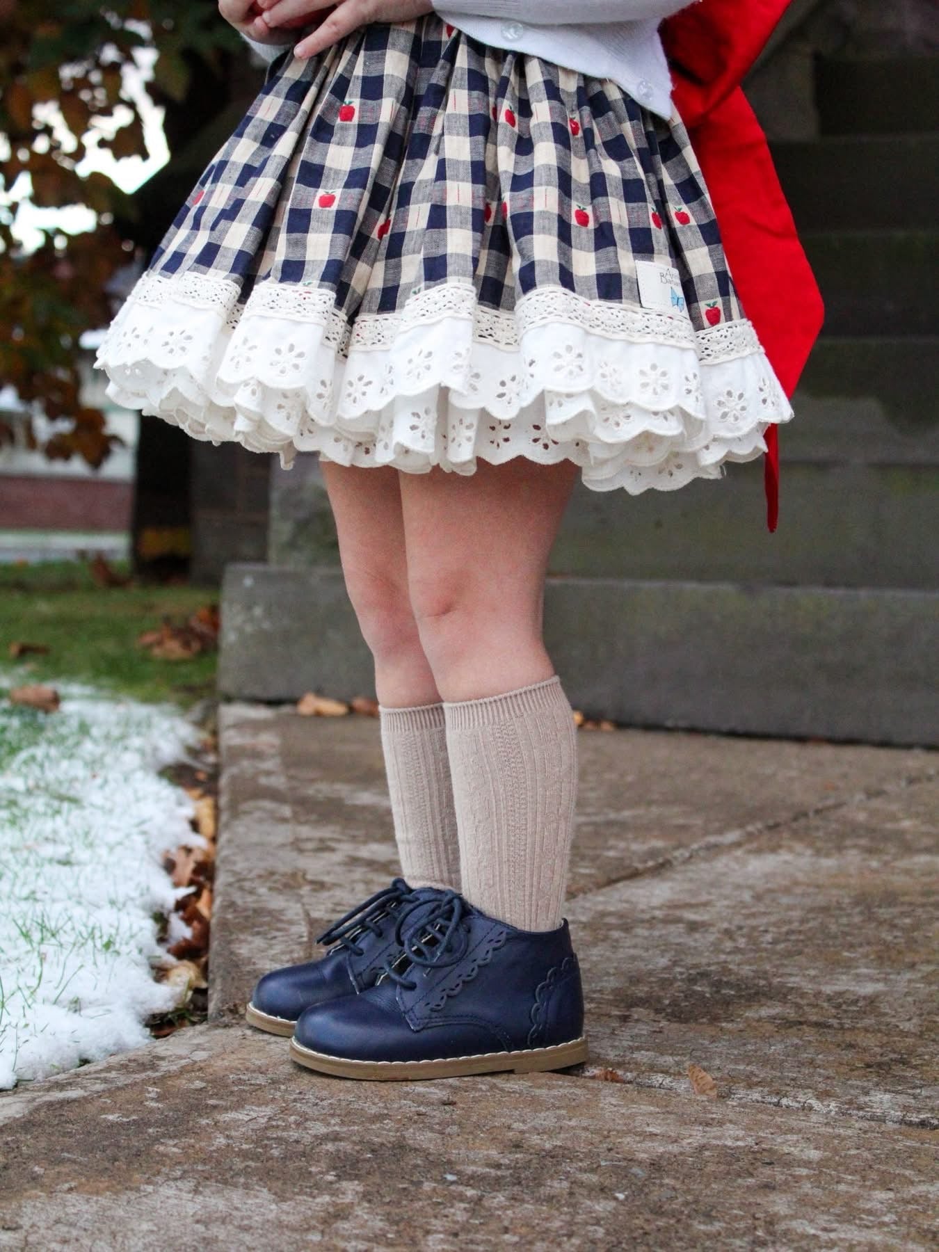 Navy Lola