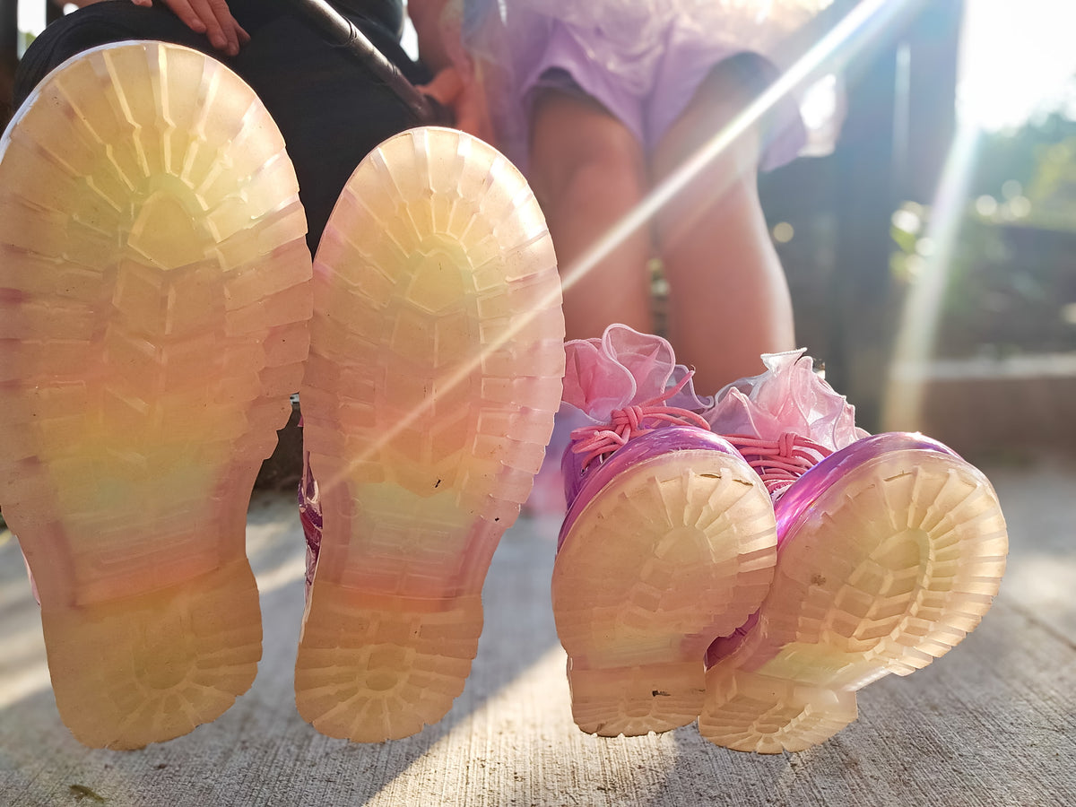 Pink iridescent Combat