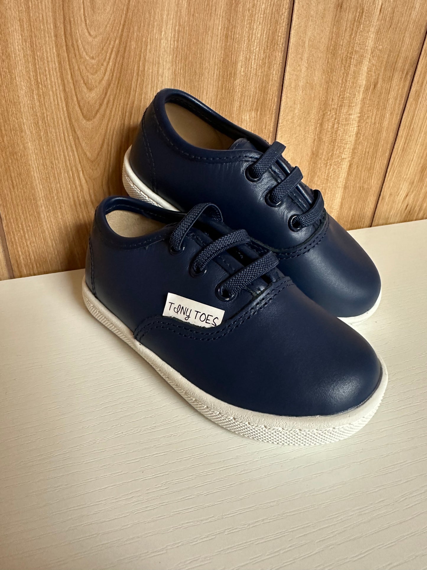 Navy Ivy Sneaks