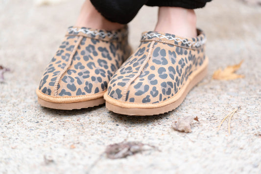 Pre-Order Fur Lined Leopard Slippers