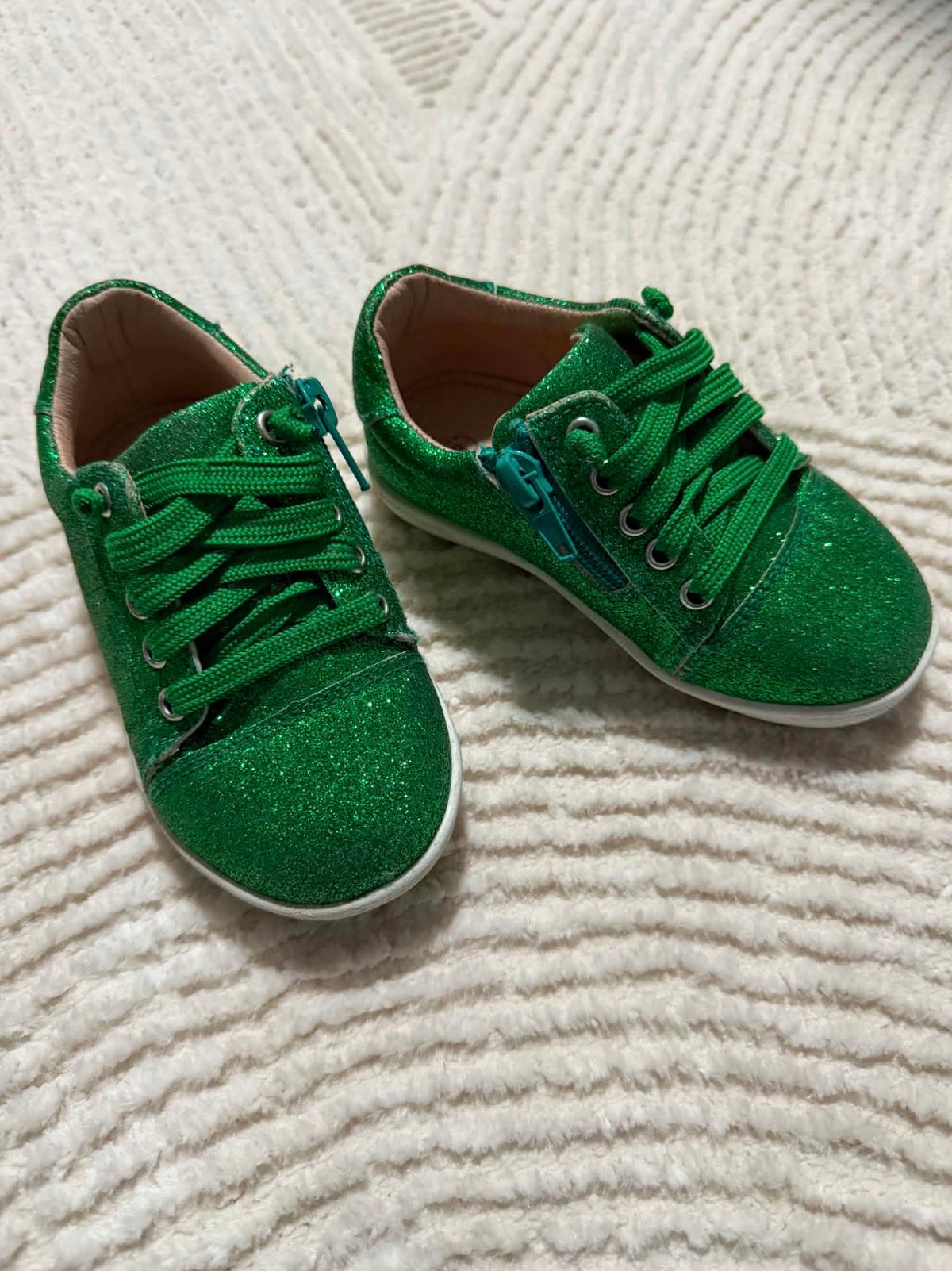 Pre-Order Green Sparkle Sneakers